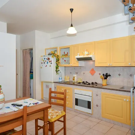 3 Bedroom Awesome In Ferienhaus