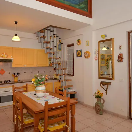 3 Bedroom Awesome In Marina di Modica